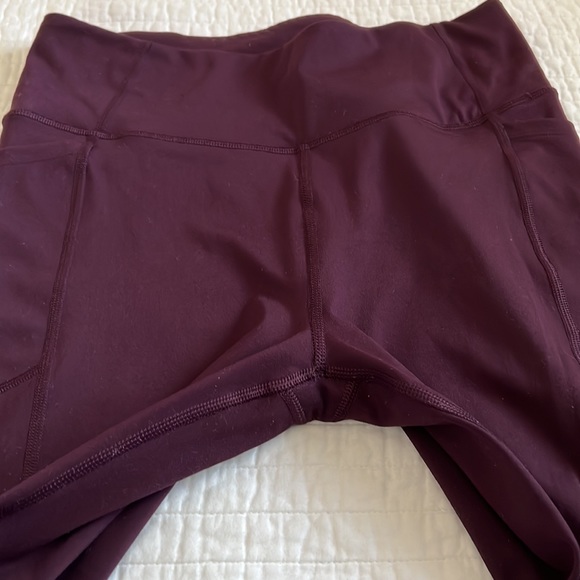 Victoria’s Secret Exercise Leggings - Picture 3 of 7